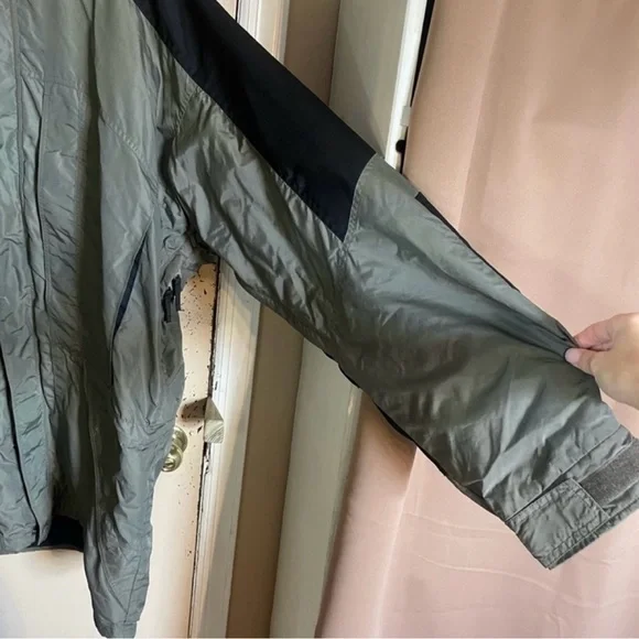 Columbia sportswear army green/black ski winter jacket